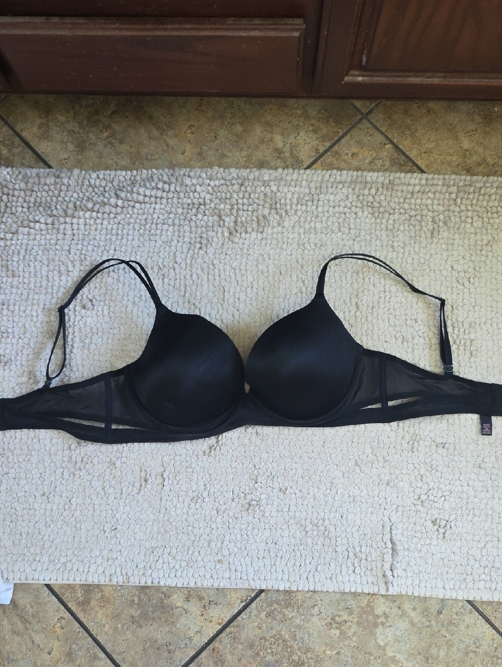 Victoria's Secret Black Molded Very Sexy Push-Up Bra